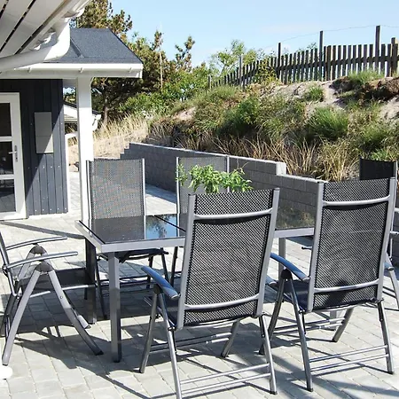 3 Bedroom Lovely In Henne Henne Strand