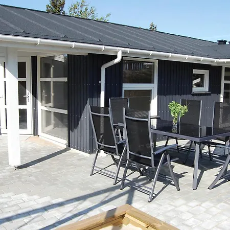 3 Bedroom Lovely In Henne Casa de Férias Henne Strand