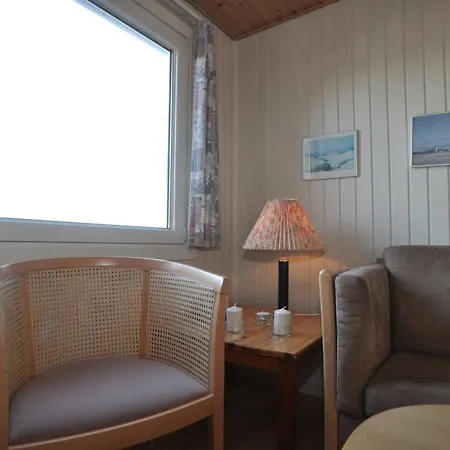 3 Bedroom Lovely In Henne