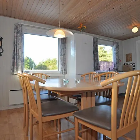 3 Bedroom Lovely In Henne * Henne Strand